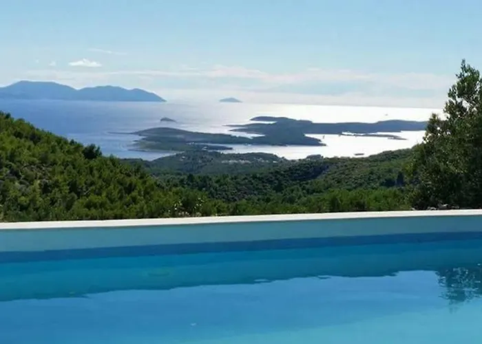 別荘 Secluded House With A Swimming Pool Brusje, Hvar - 12493 Brusje